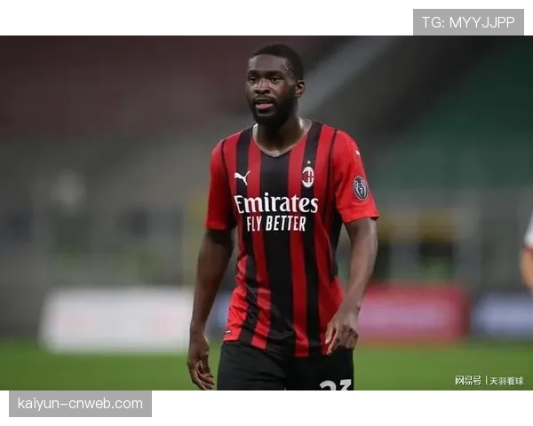 伤病速递:AC米兰后卫托莫里训练中受伤,将缺席剩余欧冠赛事 伤病速递:AC米兰后卫托莫里训练中受伤,将缺席剩余欧冠赛事